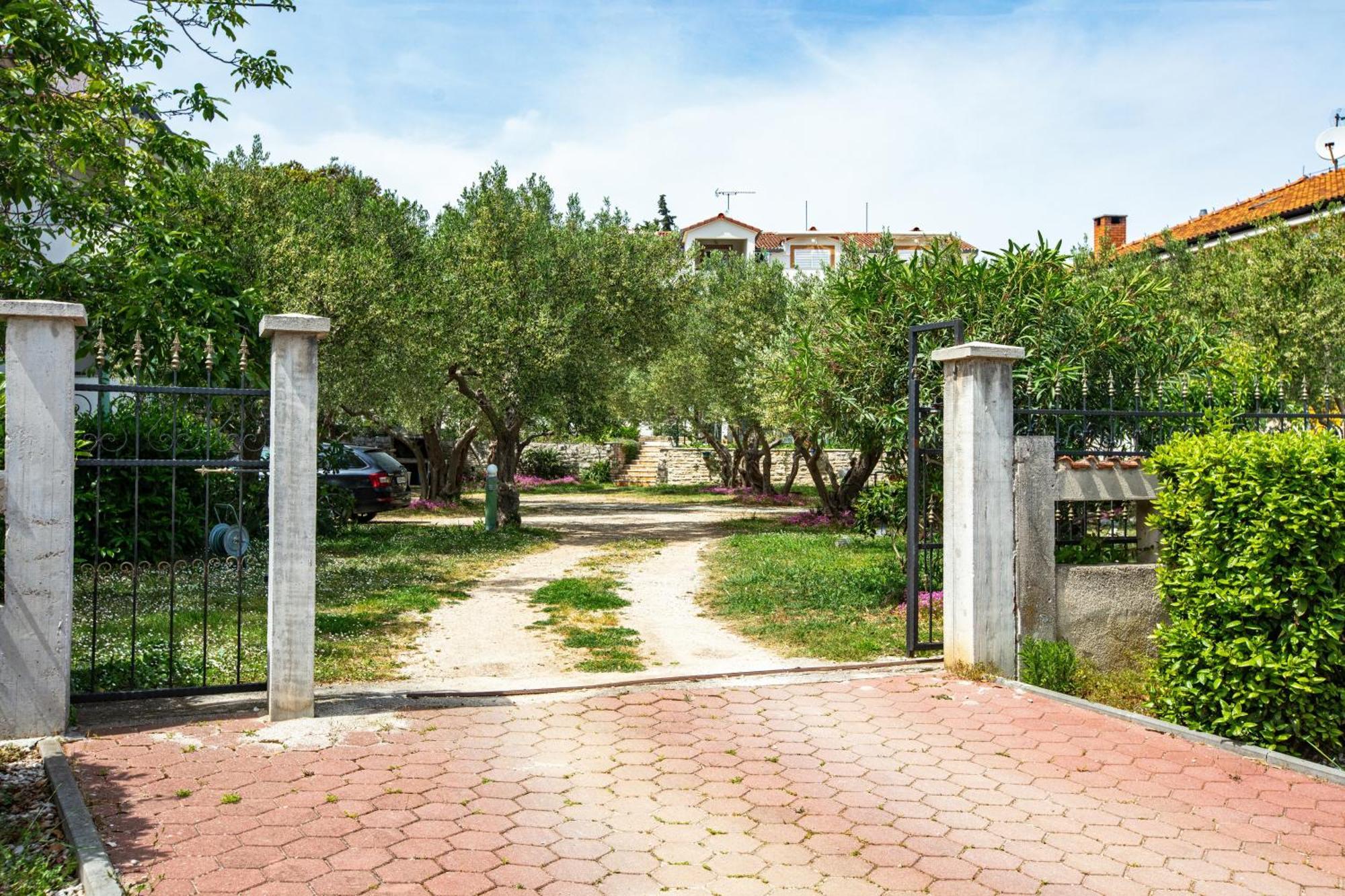 Apartments With A Parking Space Pakostane, Biograd - 22375 Exterior foto